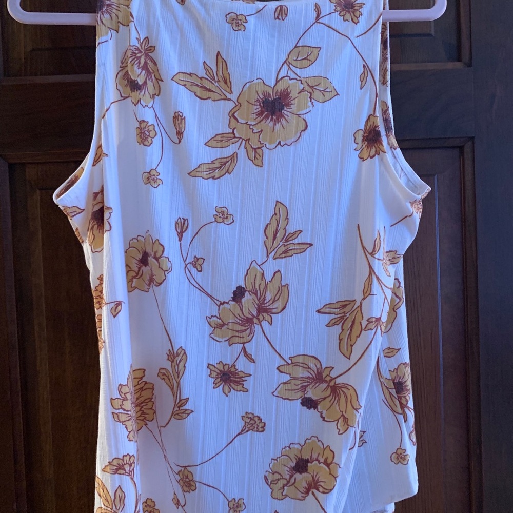 Tank top - Picture 3 of 3